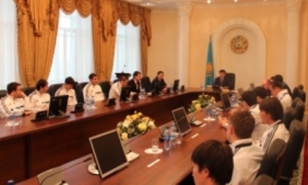 Областная федерация футбола провела встречу с тренерским составом и игроками «Тобола»