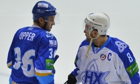 Фоторепортаж с матча КХЛ «Барыс» — «Нефтехимик» 5:1