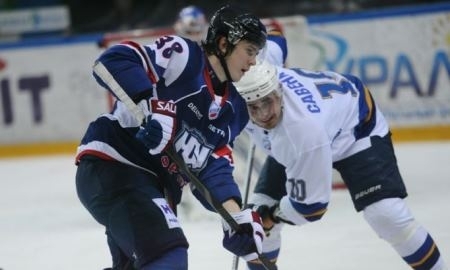 Фоторепортаж с матча ВХЛ «Южный Урал» — «Казцинк-Торпедо» 3:1