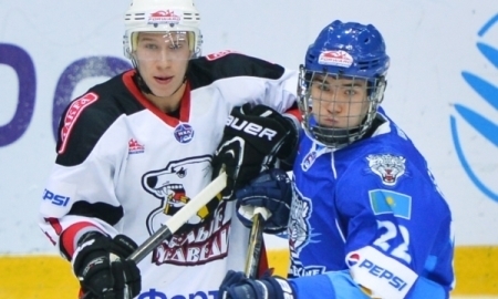 Фоторепортаж с матча МХЛ «Снежные Барсы» — «Белые Медведи» 0:6