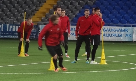 Фоторепортаж с открытой тренировки «Шахтера»