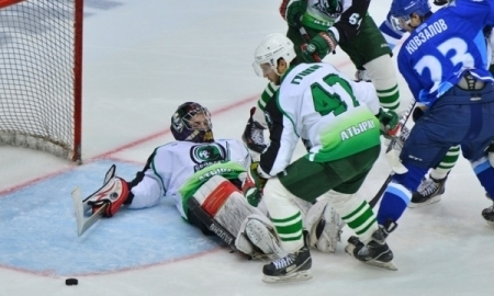 Листки хоккейного календаря. Неделя № 9. 4-10 ноября. В гостях, как дома