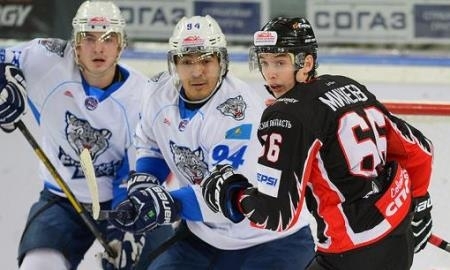 Фоторепортаж с матча МХЛ «Омские Ястребы» — «Снежные Барсы» 3:2