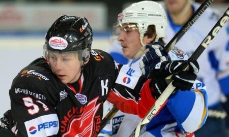 Фоторепортаж с матча МХЛ «Омские Ястребы» — «Снежные Барсы» 5:0