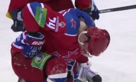 Видео травмы Николая Прохоркина в игре с «Барысом»