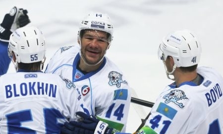 Трансляция матча КХЛ «Слован» — «Барыс» на телеканале «KAZsport»