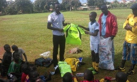 Футболист «Ордабасы» открыл академию в Уганде