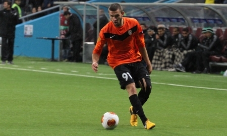 <strong>Три клуба российской Премьер-Лиги интересуются Виктором Дмитренко и Сергеем Хижниченко</strong>