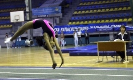 Карагандинцы успешно выступили на чемпионате Мира по прыжкам на батуте и акробатической дорожке