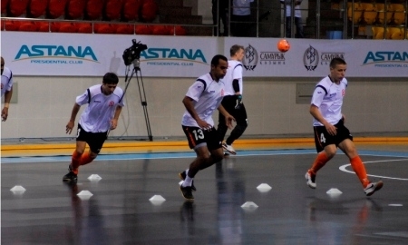 Фоторепортаж с матча Элитного раунда Кубка УЕФА «Тулпар» — «Танго» 8:3