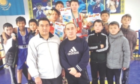 Актюбинские боксеры успешно выступили на международном турнире в Шалкаре