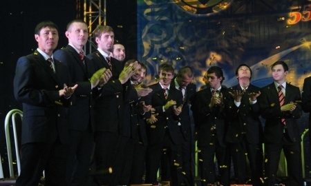 Фоторепортаж с чествования карагандинского «Шахтера»