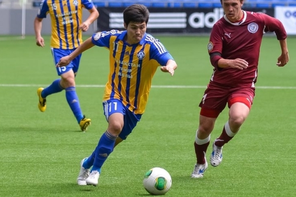 Всем сестрам по серьгам, или Футбольная слонораздача. Часть 1