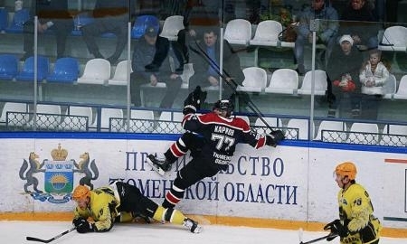 Фоторепортаж с матча ВХЛ «Рубин» — «Сарыарка» 4:2