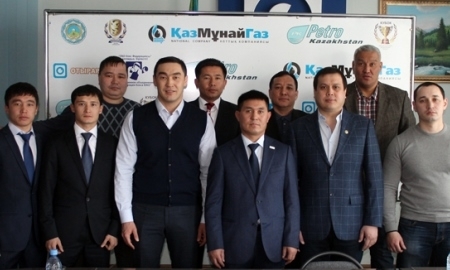 В Шымкенте продолжают чествовать призеров чемпионата Мира по боксу