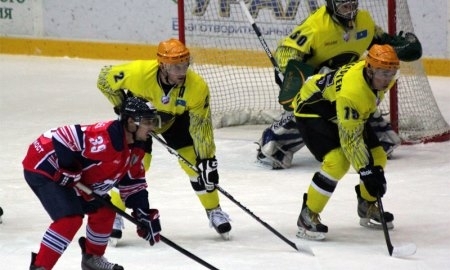 Фоторепортаж с матча ВХЛ «Зауралье» — «Сарыарка» 0:2