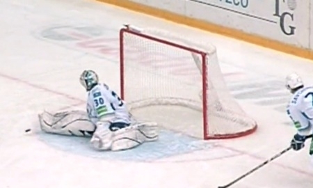 Сэйв Ари Ахонена — в десятке лучших сэйвов недели КХЛ