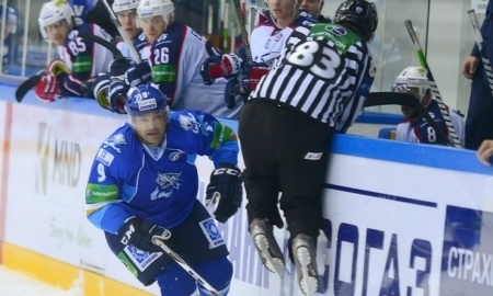 Фоторепортаж с матча КХЛ «Барыс» — «Сибирь» 3:4