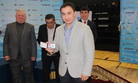 Брату Головкина присвоили звание заслуженного тренера РК