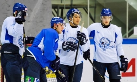 Фоторепортаж с тренировки «Барыса»