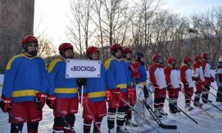 В Петропавловске открыли новый хоккейный корт