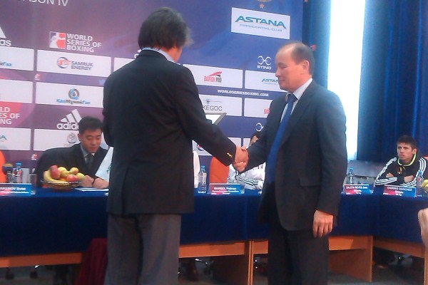 Чемпион против аутсайдера? Не всё так очевидно...