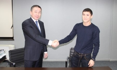 Ермек Куантаев стал игроком «Кайрата»