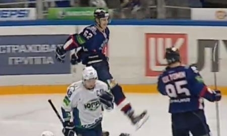Краснослободцев уложил Бирюкова и забил