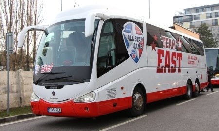 Талгат Жайлауов и Брэндон Боченски отправились на арену Матча Звёзд КХЛ