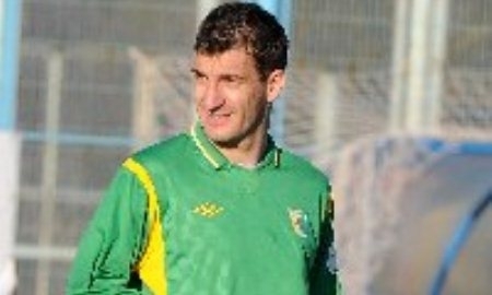 «Кайсар» просматривает Яблана