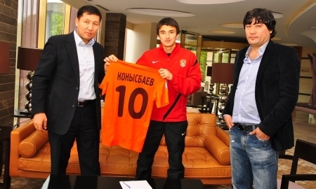 Конысбаев официально стал игроком «Шахтёра»
