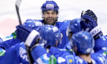 Списки индивидуальных лидеров КХЛ продолжают пополняться игроками «Барыса»