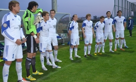 Фоторепортаж с товарищеского матча «Иртыш» — «Саруйер» 1:2