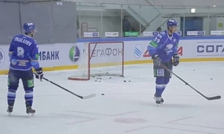 Матч КХЛ «Барыс» — «Динамо» Минск в проекте «Вокруг матча»