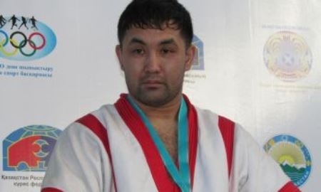 Аскар Жотабаев стал победителем чемпионата ВС РК по казак куресi