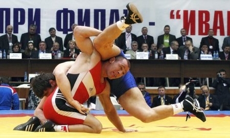 Казахстанцы пока без медалей на мемореале Иван Ярыгина