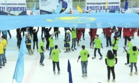 Сотни карагандинцев вышли на акцию в поддержку олимпийской сборной