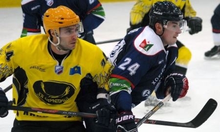 Фоторепортаж с матча ВХЛ «Саров» — «Сарыарка» 1:3