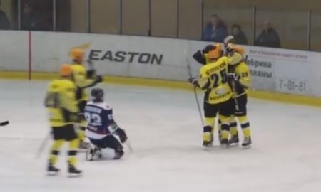 Видеообзор матча ВХЛ «Саров» — «Сарыарка» 1:3