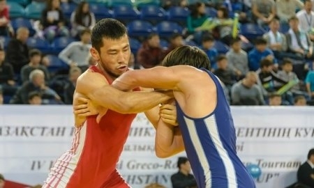 Борцы из Казахстана завоевали две медали на турнире в Париже