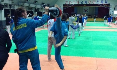 Казахстанские таеквондисты проводят УТС в Сеуле