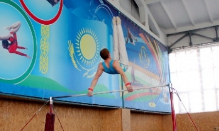 Сборная Казахстана по спортивной гимнастике три недели будет тренироваться в России