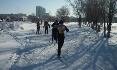 В Актобе прошла лыжная гонка на призы акима города