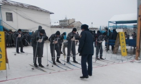 Заключенные колонии Уральска провели лыжный забег в поддержку олимпийцев