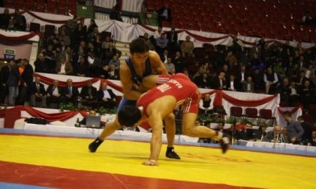 В Стамбуле проходит международный турнир «Яшар Догу»