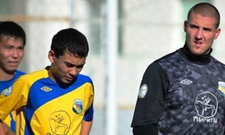 «Каспий» провел очередные матчи на сборах в Турции