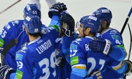 «Барыс» сыграет с фанатами