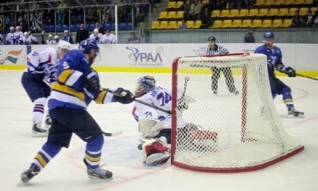 Котировки букмекеров на матчи «Сарыарки» и «Казцинк-Торпедо» в рамках ВХЛ