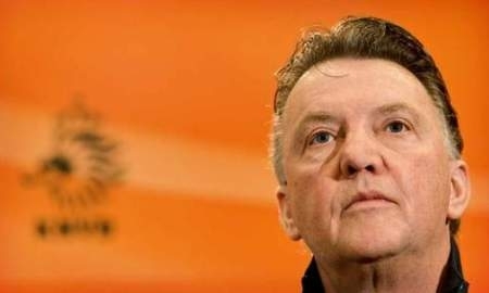 Луис ван Галь: «Оранжевые по умолчанию должны выходить в финальную стадию»