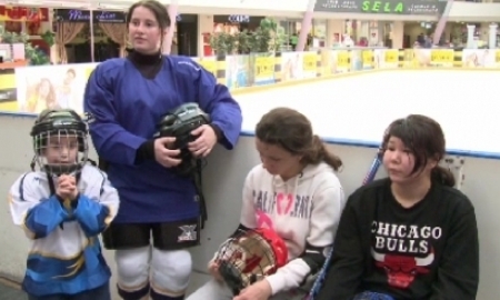 В Актау открылась секция женского хоккея